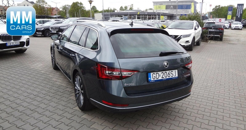 Skoda Superb cena 104850 przebieg: 101723, rok produkcji 2018 z Solec Kujawski małe 191